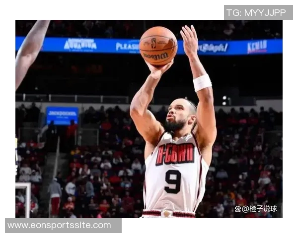 布克谈比赛艰难赞扬狄龙古德温适应高强度对抗能力 布克谈比赛艰难赞扬狄龙古德温适应高强度对抗能力